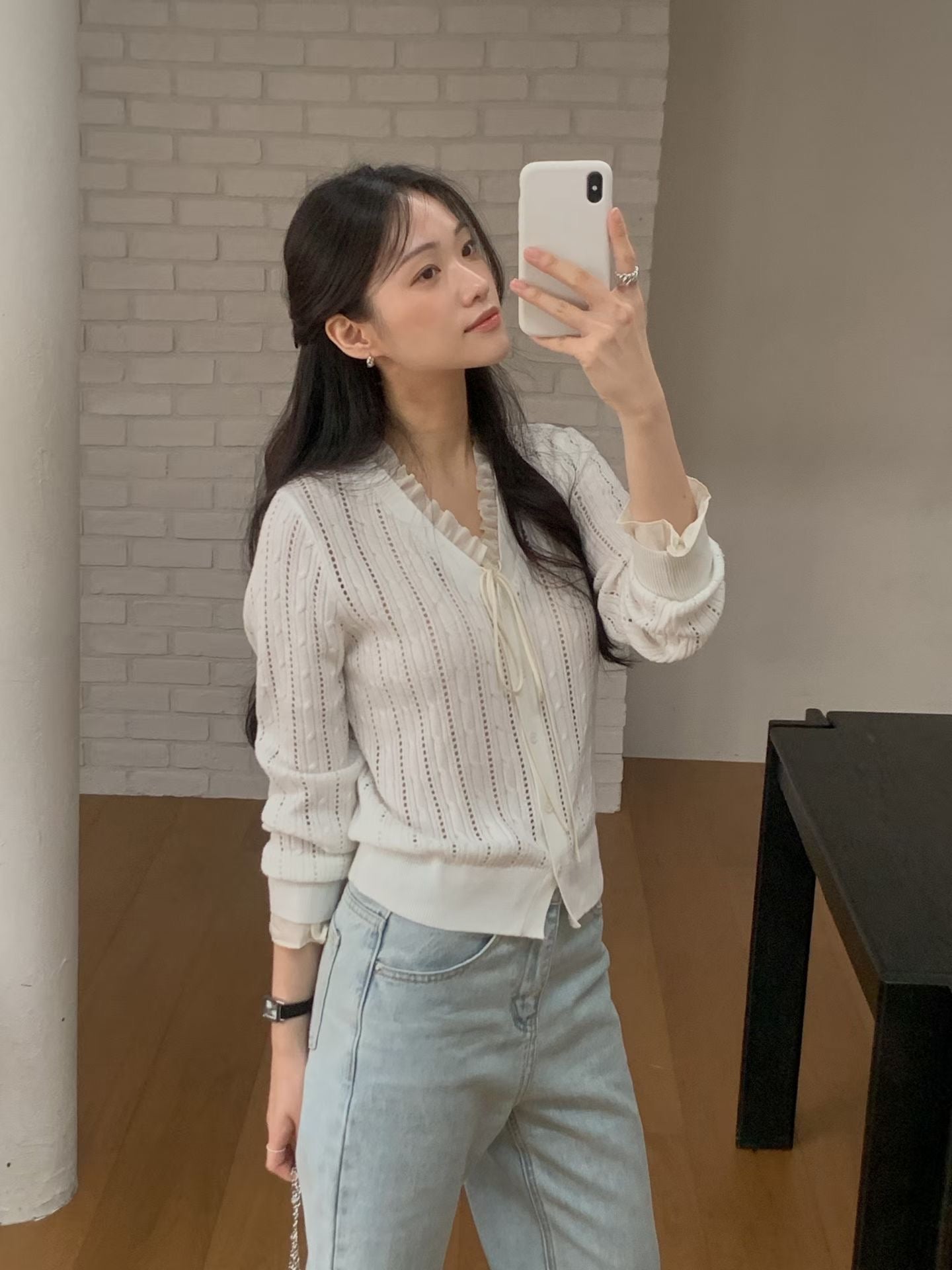 Lacey Crochet Button Cardigan | 蕾絲鈎織外套