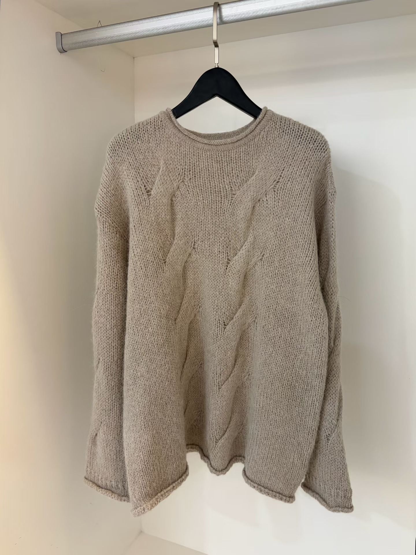 Oversized Alpaca Cable Knit | 寬版麻花羊駝針織