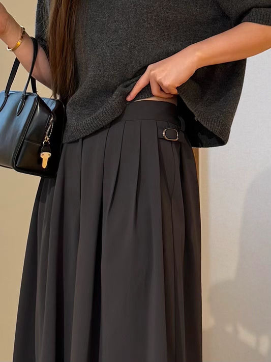 Elegant Side Buckle Flowy Wide-Leg Trousers | 飄逸闊腿側扣細節長褲