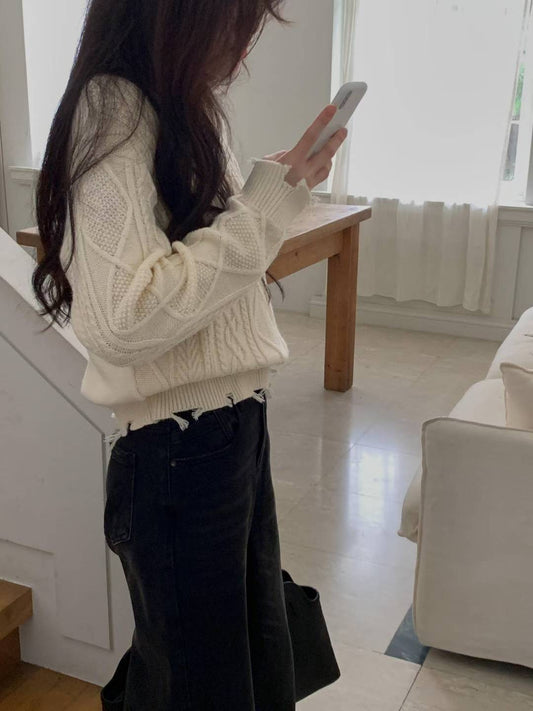 Ripped Crewneck Cable Knit | 拆線麻花針織