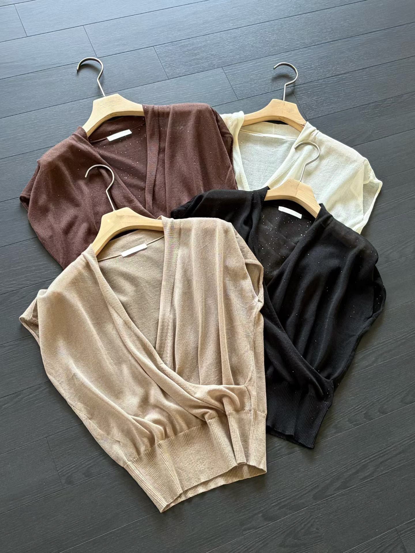Tencel Cross Vest Knit | 天絲交疊線條背心針織