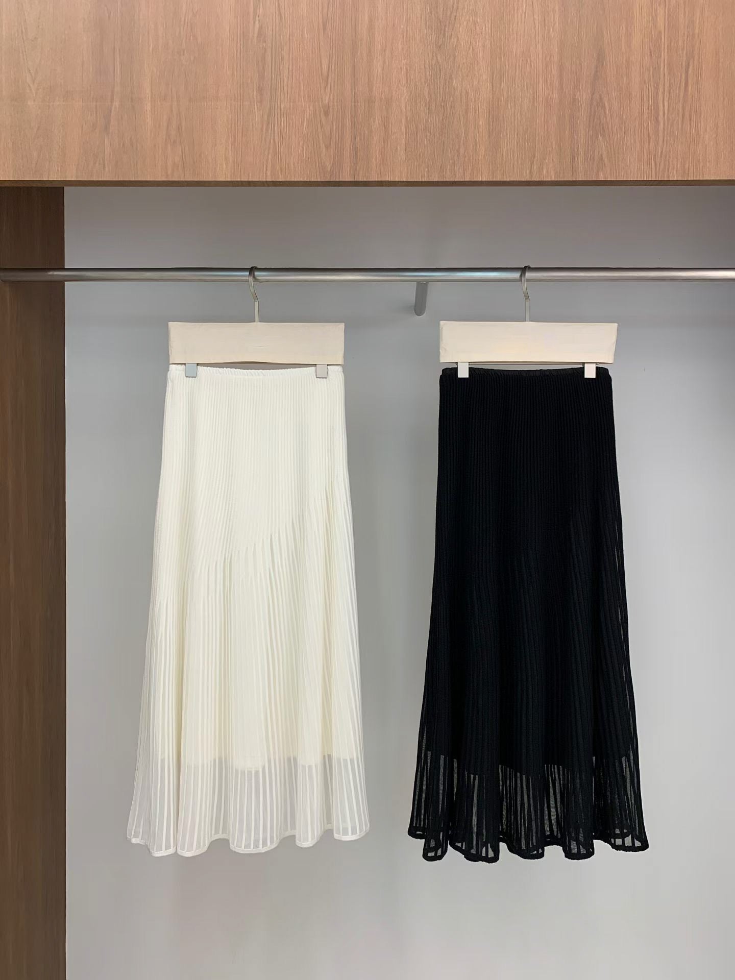 Delicate Fluted Midi Skirt | 唯美層次波紋中長裙