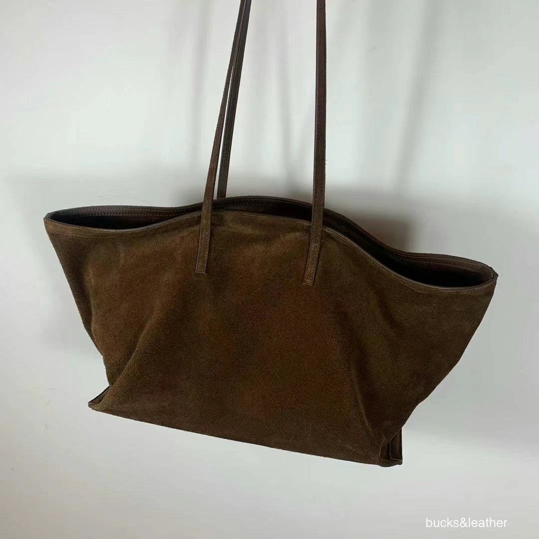 【Bucks & Leather】 Calf Leather Tote Bag | 牛皮黑洞大容量Tote Bag