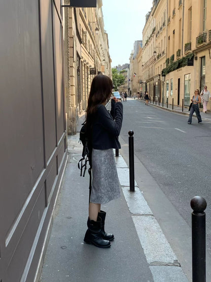 Soft Misty Timber Embossed Skirt | 霧感柔軟提花織布半身裙