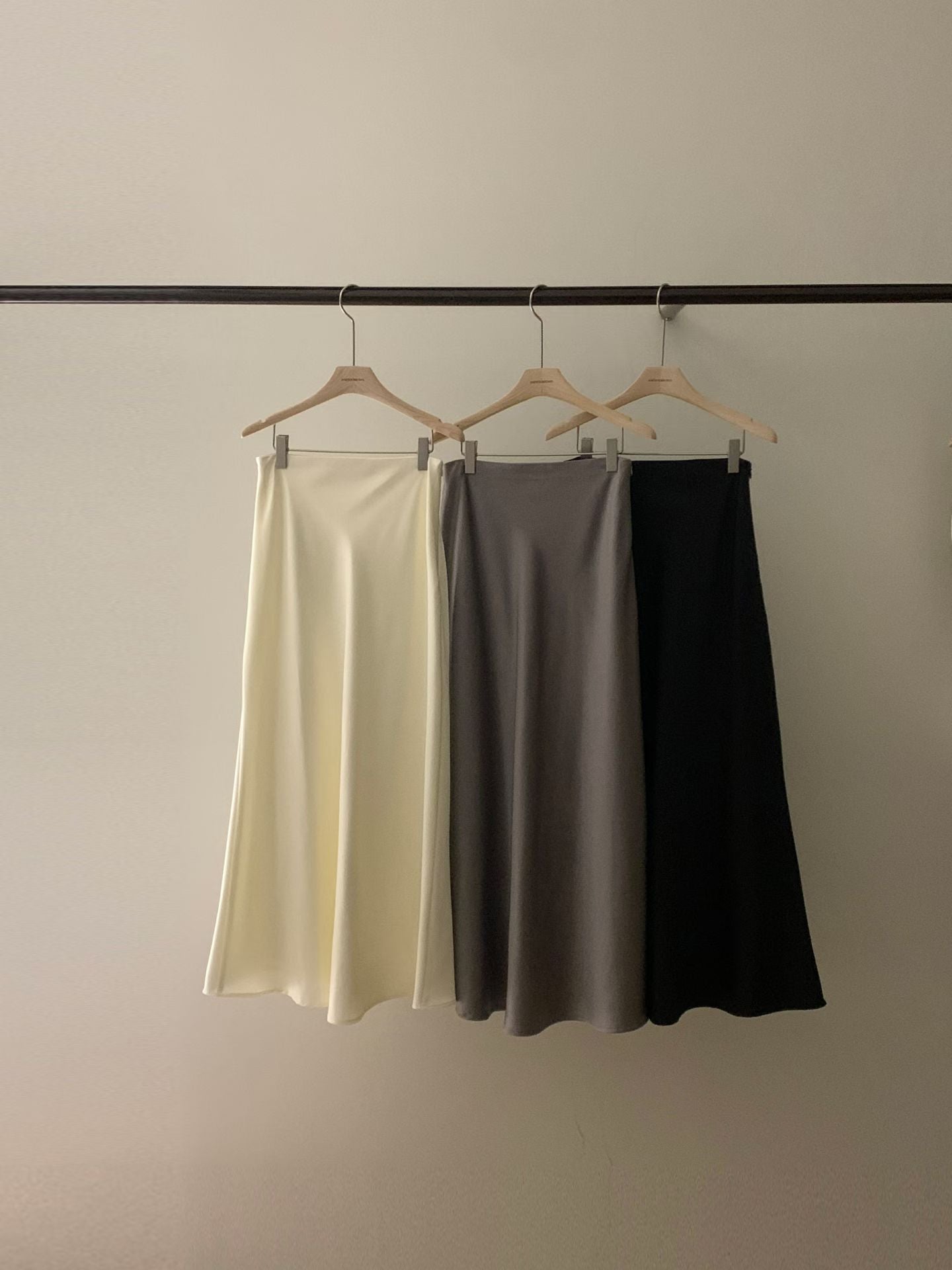 【新選色大熱回歸】The Most Elegant Skirt This Season 2.0
