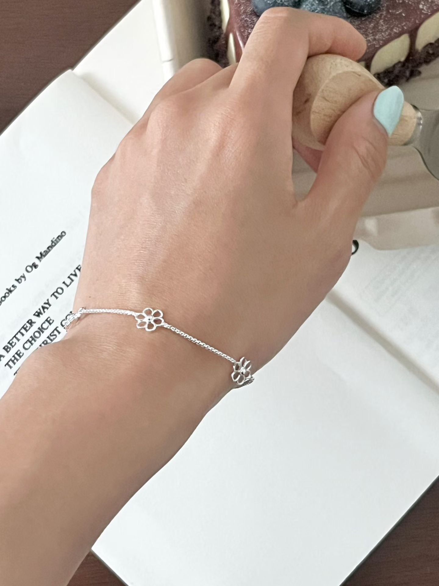4-Flower Motif Bracelet | 夏日四小花手鏈￼