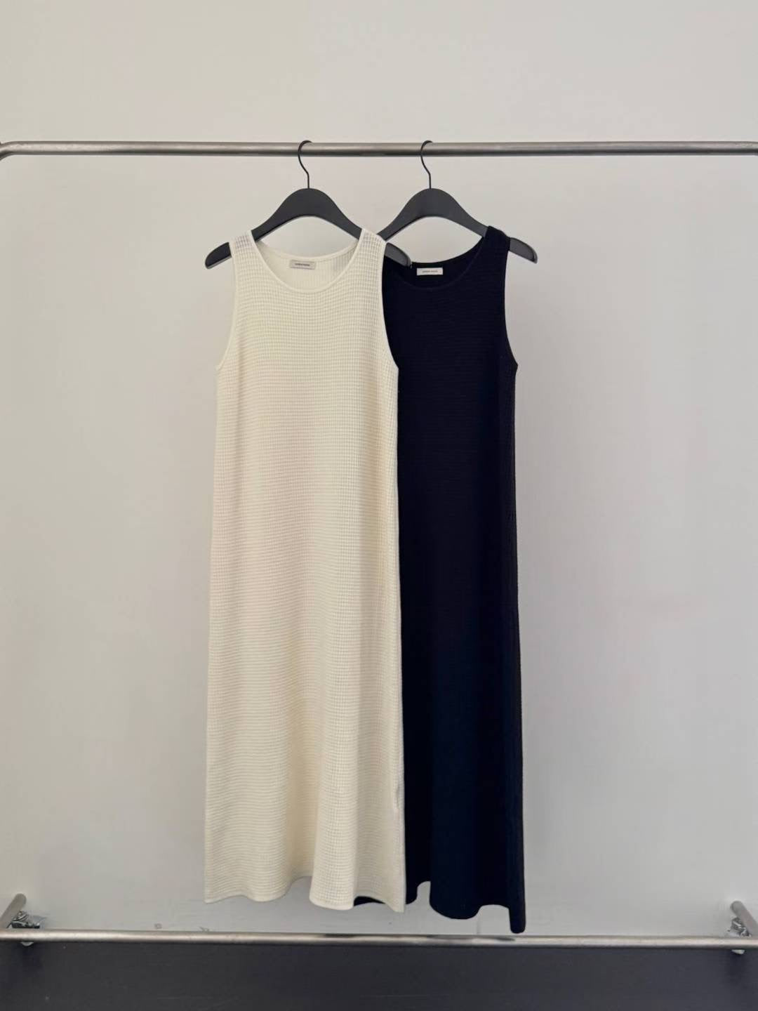 <<秋冬必備百搭OPS>> Waffle Sleeveless OPS