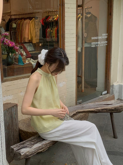 Textured Layer Halter Top | 暗紋理掛脖背心