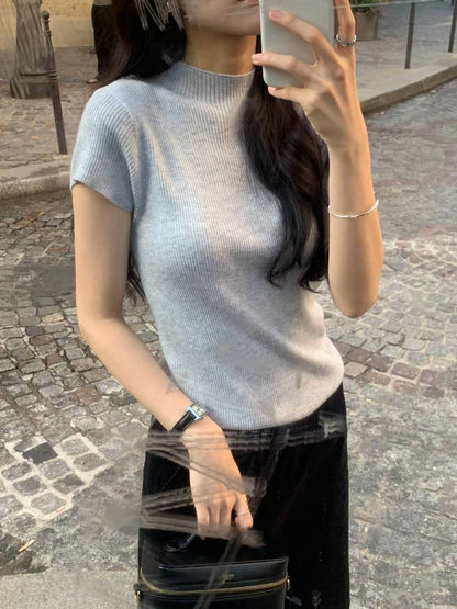 Wavy Texture Capped Sleeves Top | 暗條紋小飛袖Top