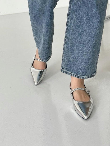 Chic Ballet Flats with Metal Detailing | 百搭優雅尖頭平底鞋