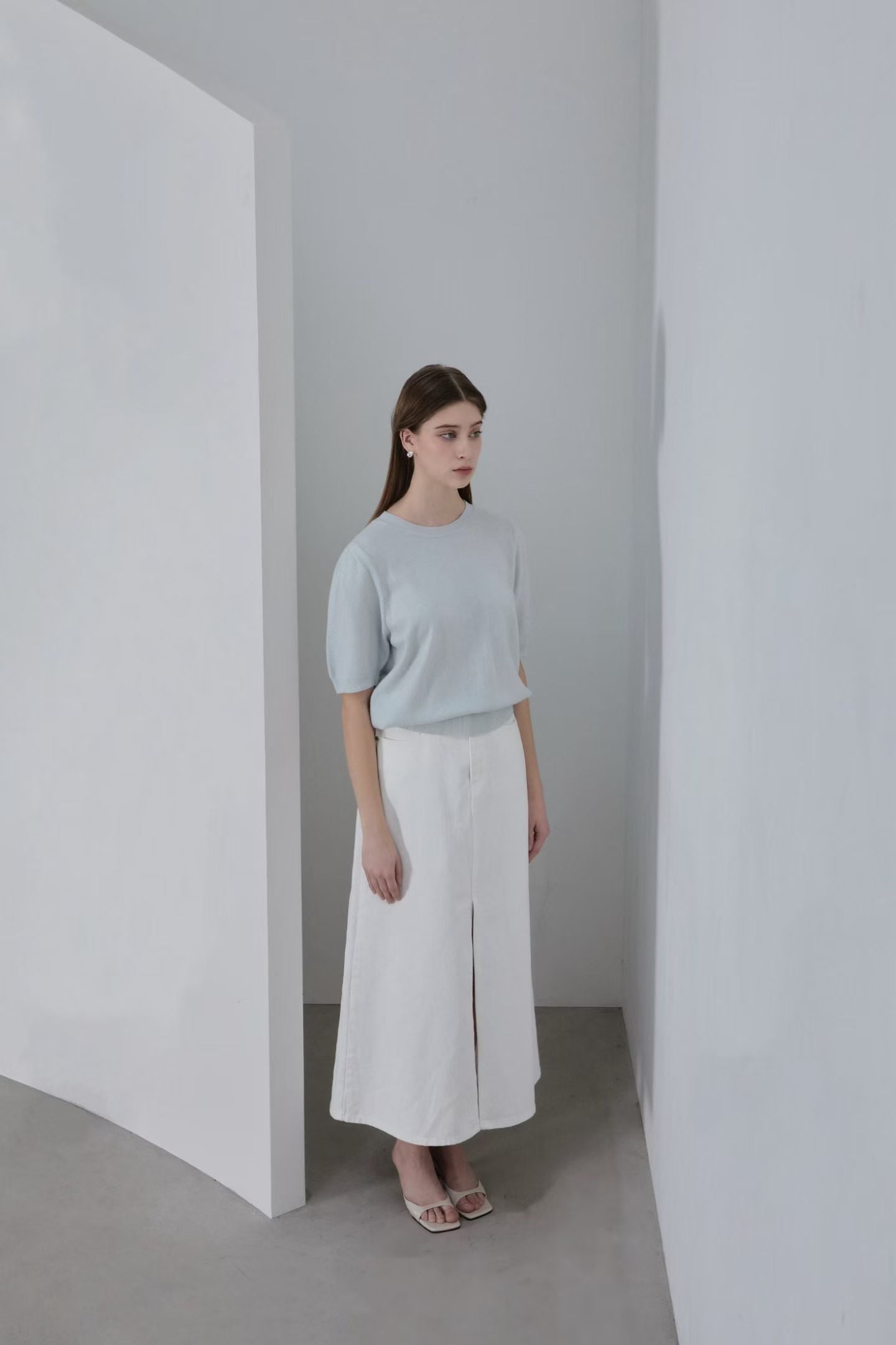 【入春恩物】 Timeless Spring Cashmere Knit | 春季薄羊絨混針織Top