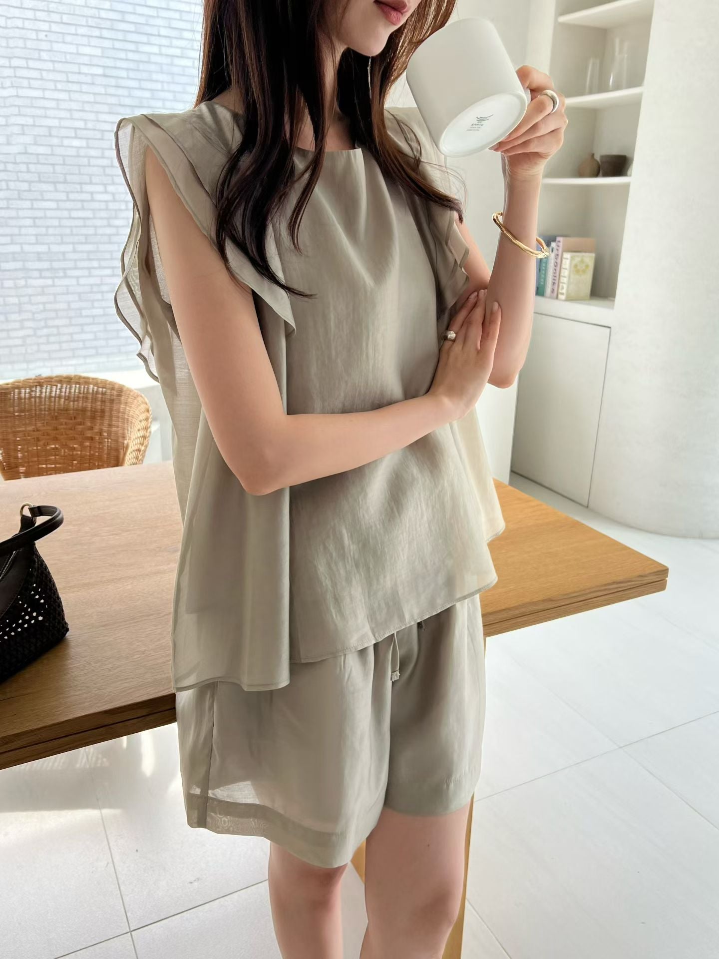 Tencel A-Line Shorts | 天絲闊版A字修飾短褲