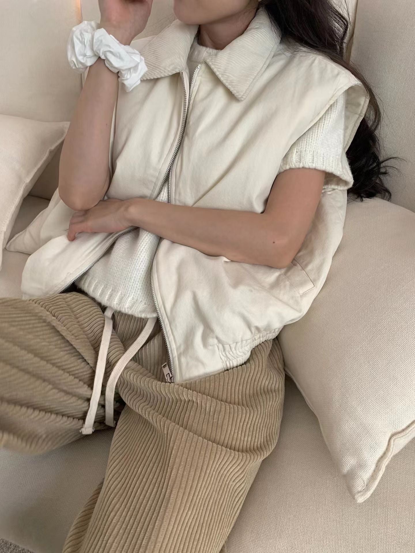 Corduroy Collar Quilted Vest Jacket | 燈芯絨領夾綿背心外套