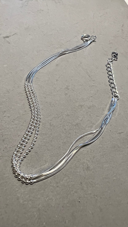 Twisting x Micro Bead Duo Flowy Bracelet