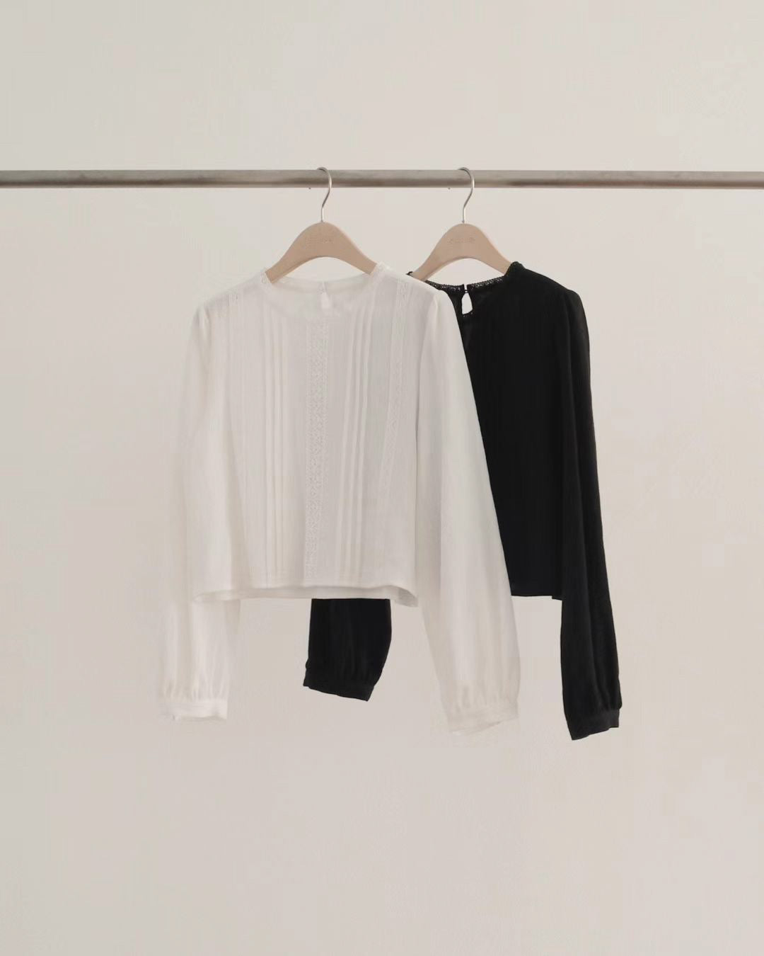 簡約復古風小圓領襯衫 | The Classique Romance Blouse