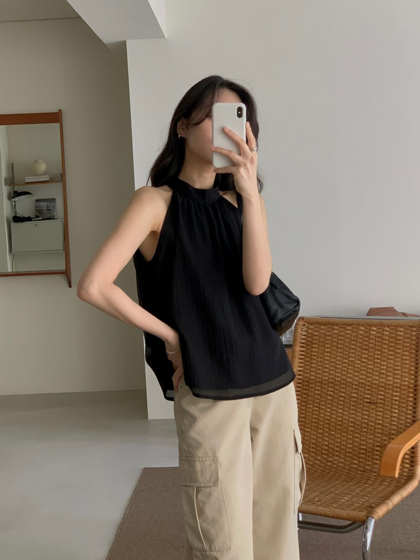 Textured Layer Halter Top | 暗紋理掛脖背心
