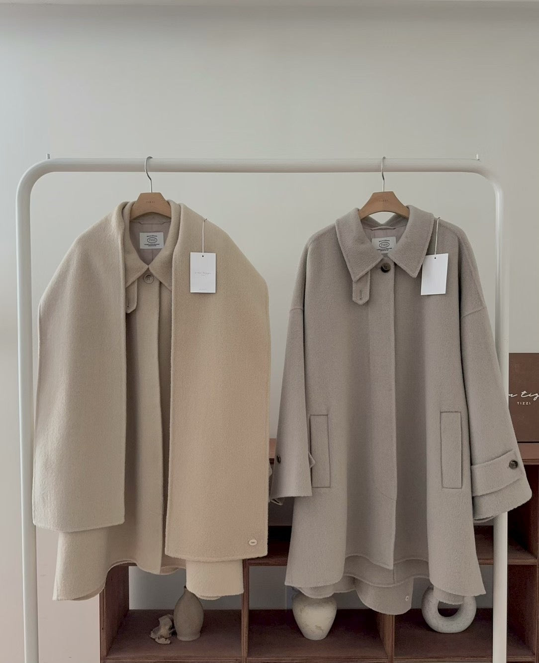 【Premium】 Australian Handmade Wool Coat with Detachable Scarf