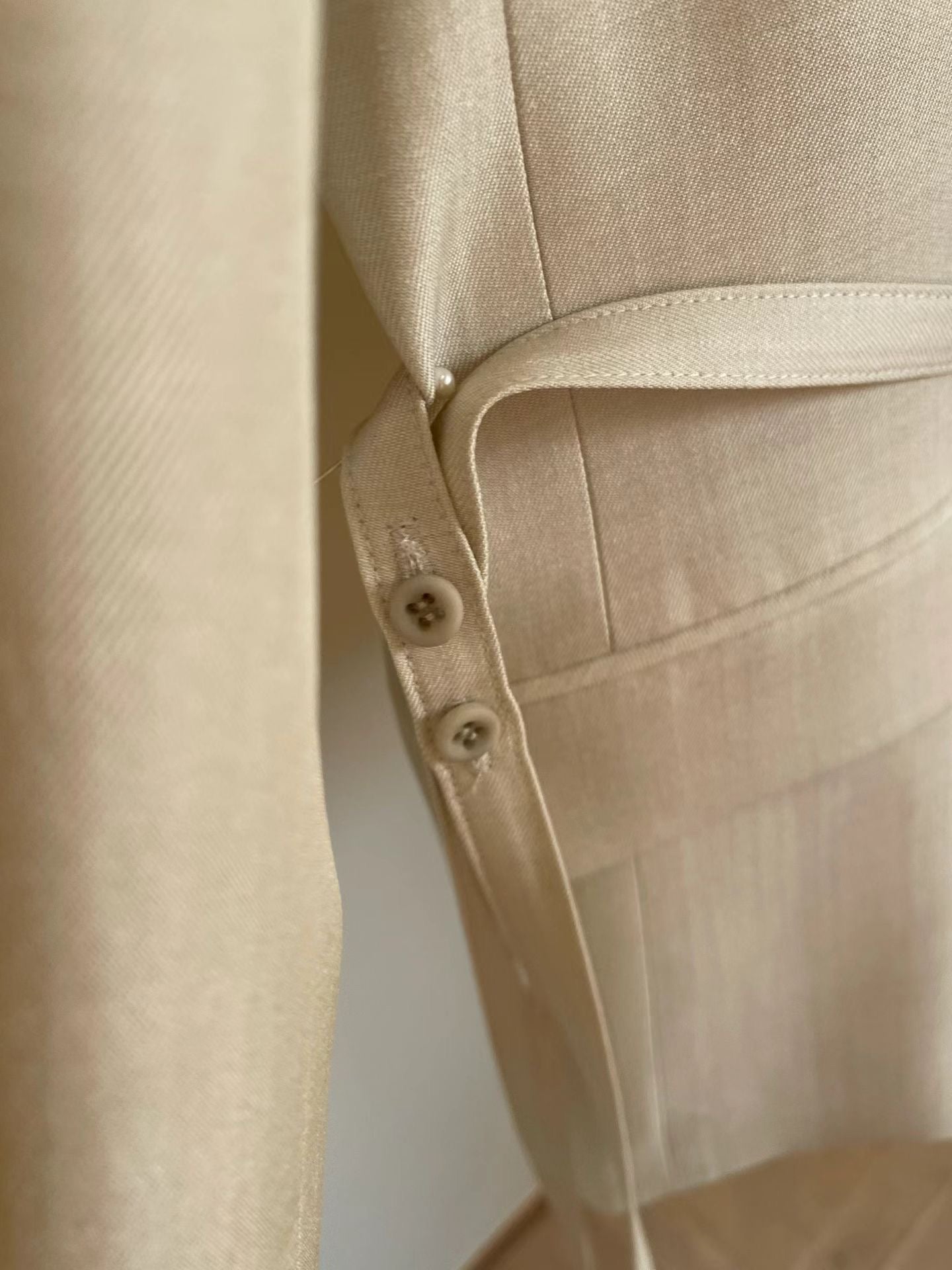 [𝑳𝒊𝒏𝒆𝒏 𝑬𝒅𝒊𝒕] Summer Pearly Linen Blend Blazer | 順滑觸感混麻西裝外套