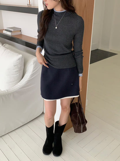 Contrast Detailing Basic Mock Neck Top | 拼色飾邊中領基礎上衣