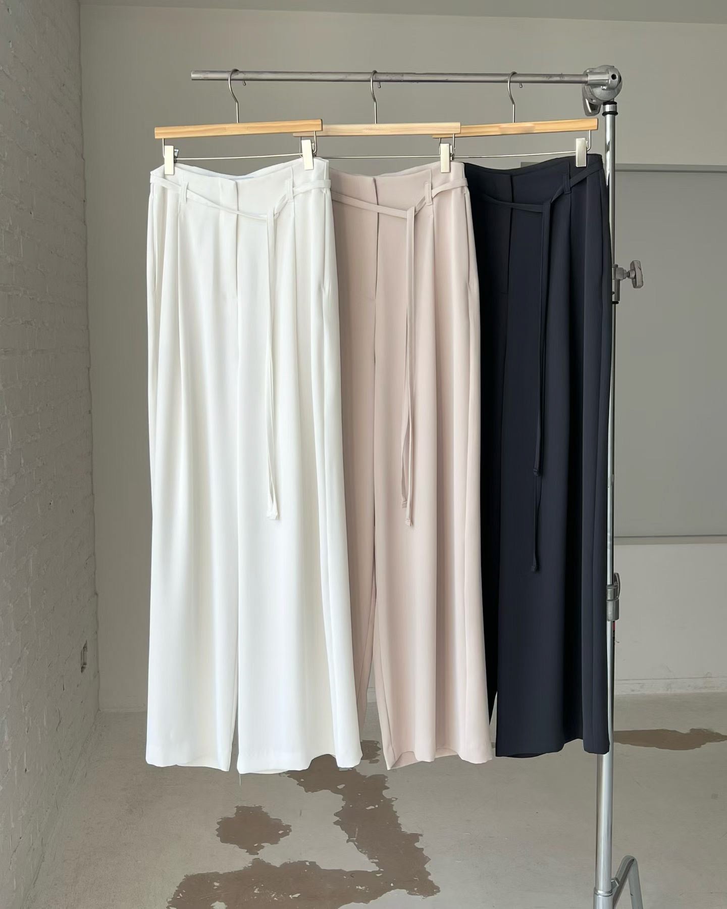 Effortless Office Chic Pants | 氣質垂墜直筒長褲