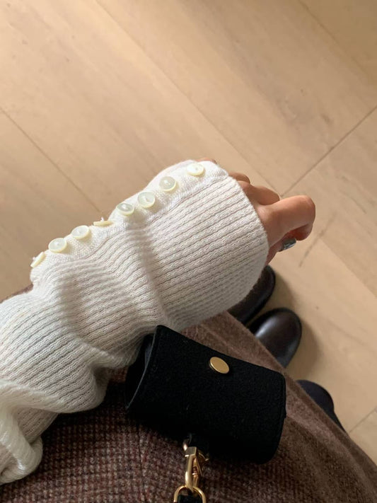 [連線壓軸加碼款] 低調優雅 Highneck Button Sleeves Knitted Top