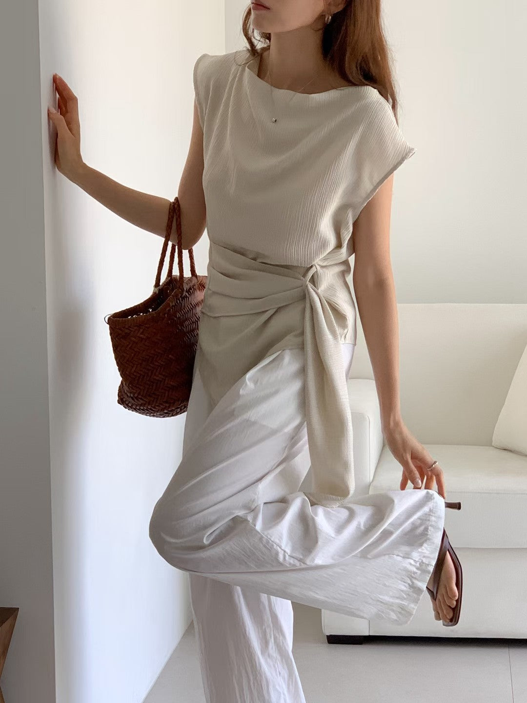 Draped Side-Tie Capped Sleeves Blouse |  垂感光澤小飛袖上衣