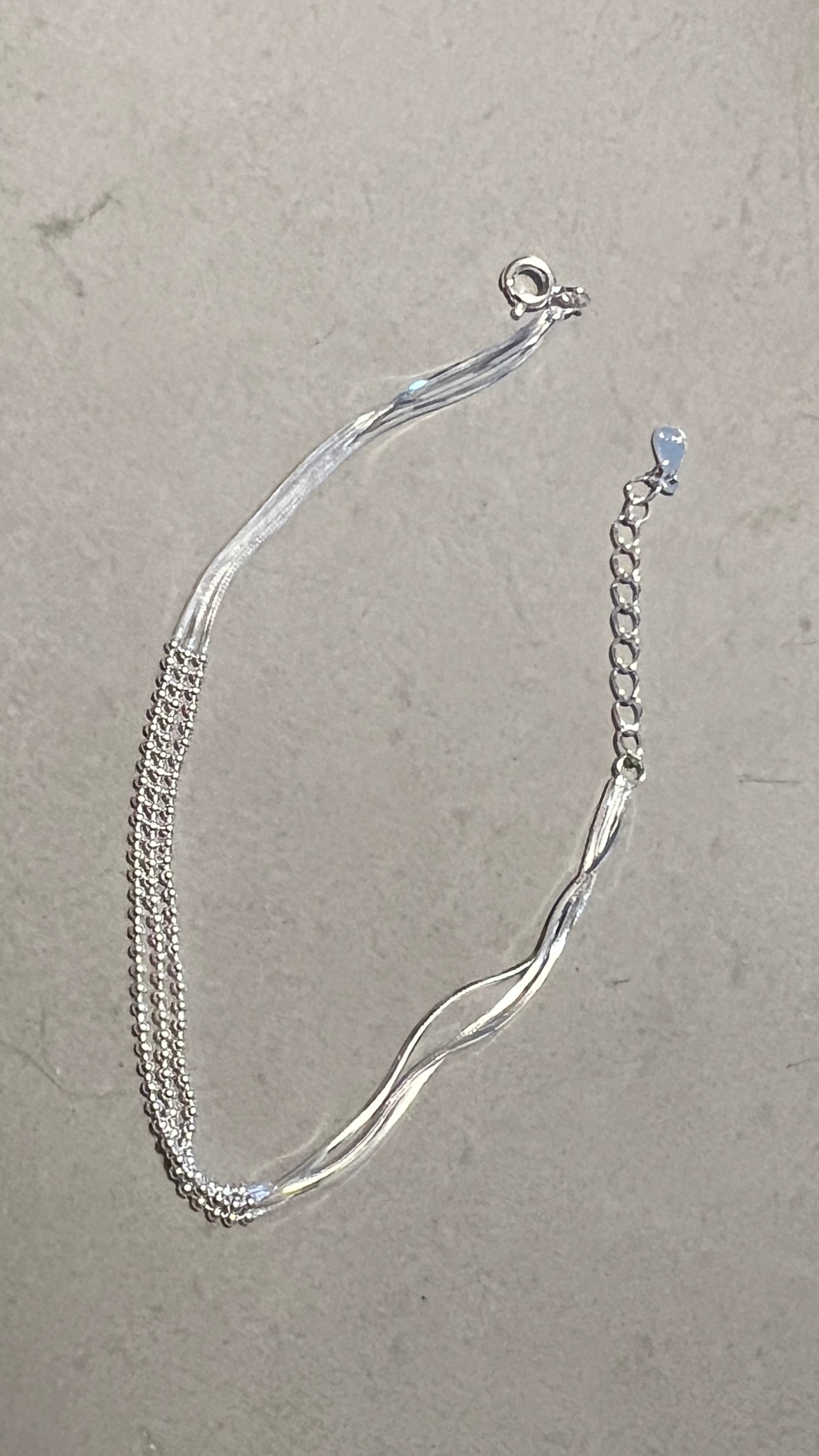 Twisting x Micro Bead Duo Flowy Bracelet