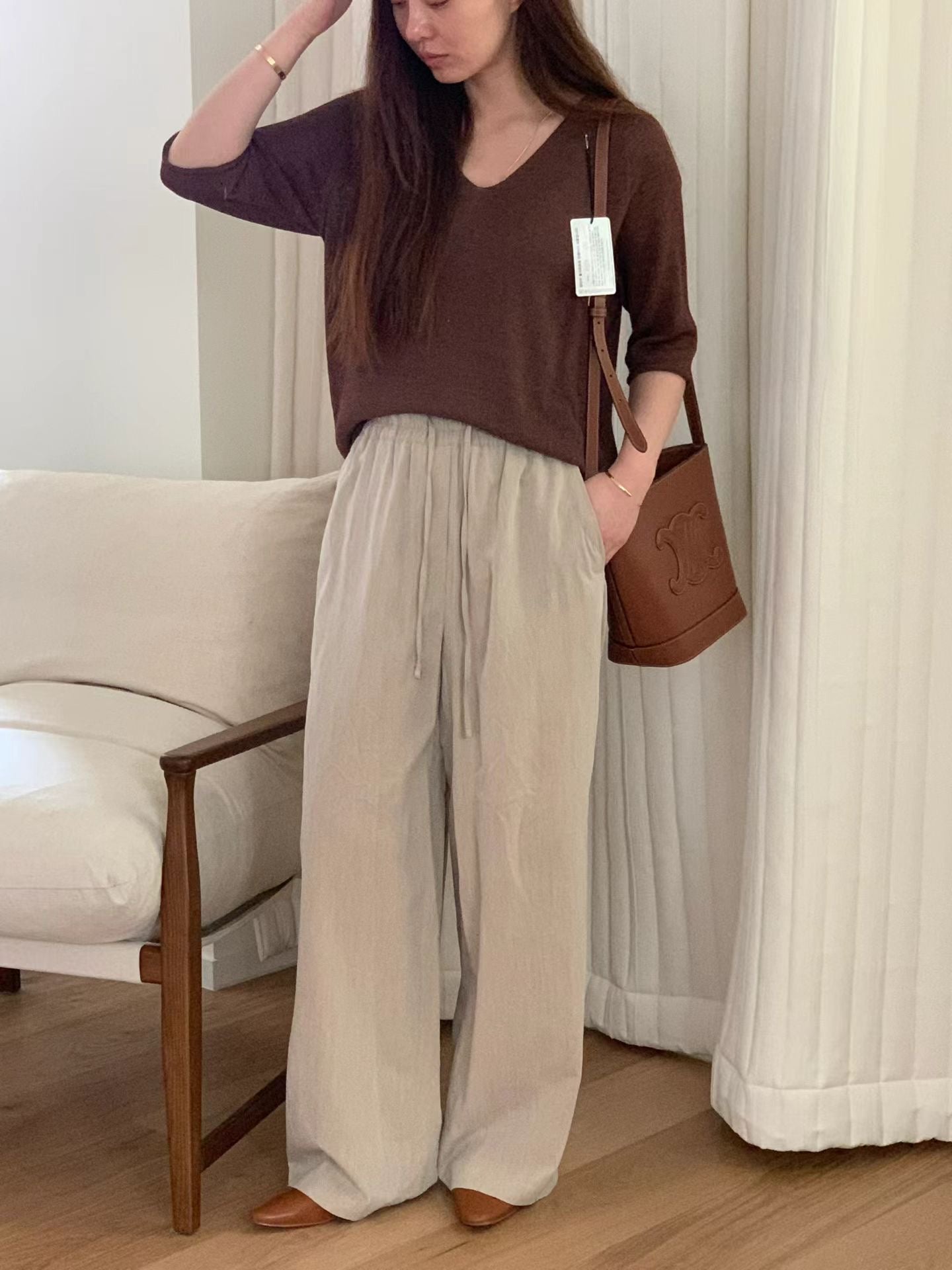 [𝑳𝒊𝒏𝒆𝒏 𝑬𝒅𝒊𝒕] Wholegarment Classic V Neck Linen Knit