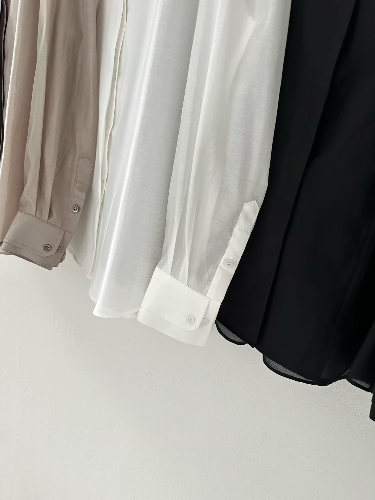 【85%親膚天絲~】Luxurious Tencel Sheer Patched Shirt | 輕透拼接防囇衣