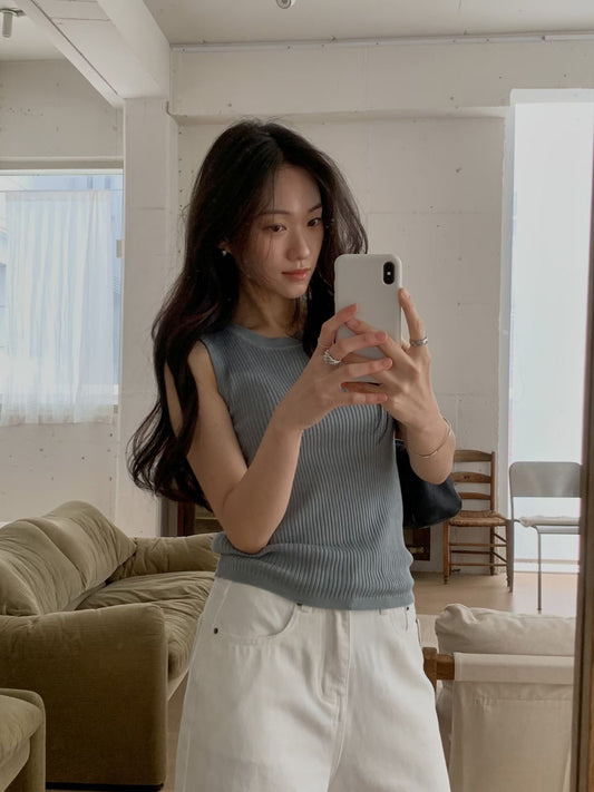 Cotton Ribbed Daily Tank | 棉質暗直紋背心