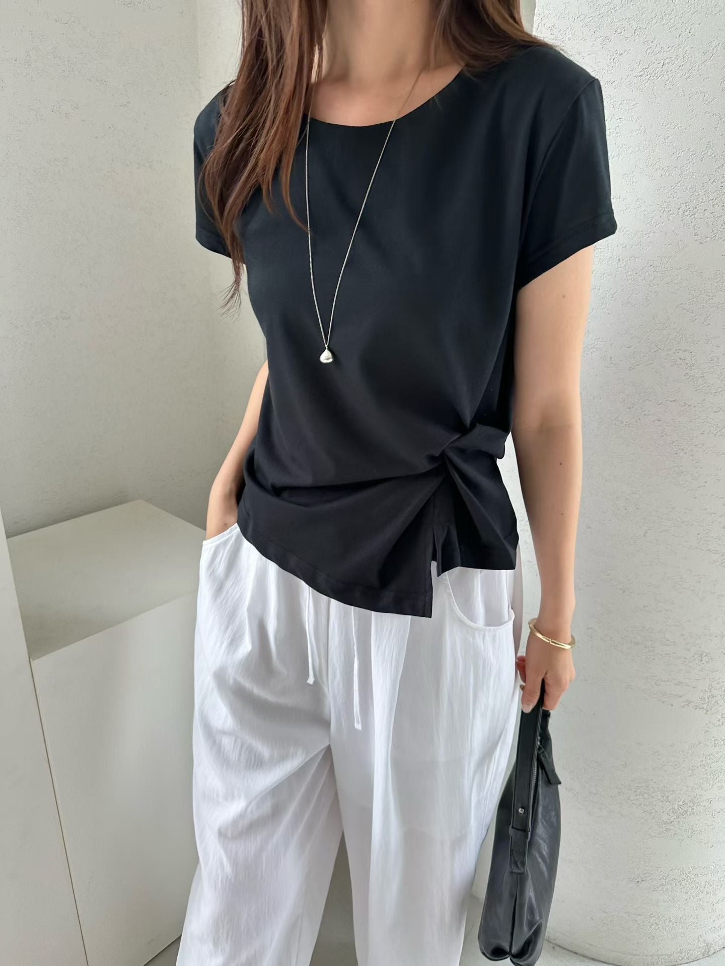 Sculpted Side-Ruched Tee | 側抓皺顯瘦Tee