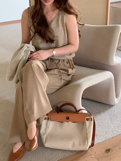 [𝑳𝒊𝒏𝒆𝒏 𝑬𝒅𝒊𝒕] 店主大愛！Elegant V-Neck Top | 輕薄基礎V領麻質背心