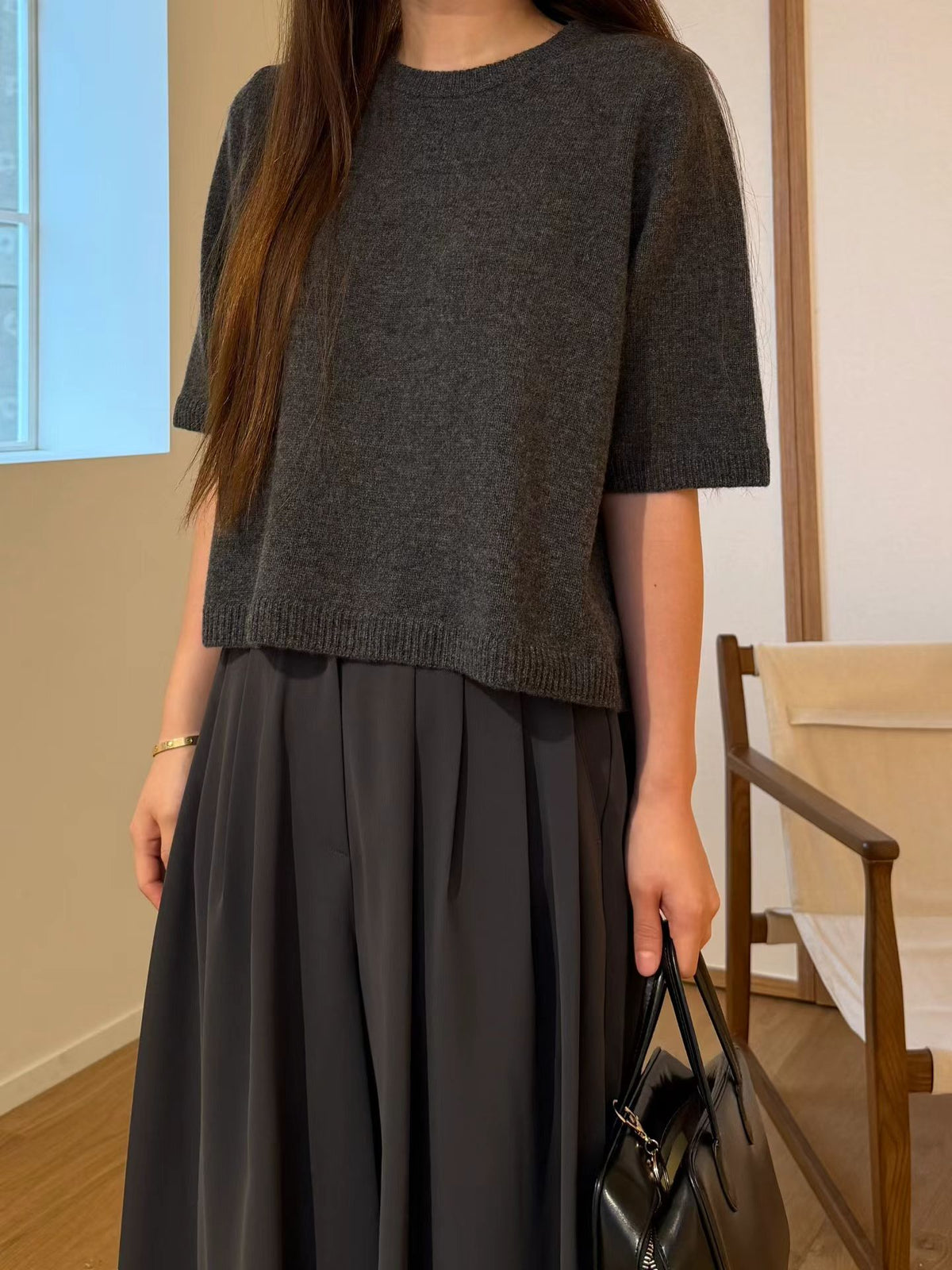Premium Plush Ribbed Cashmere Crewneck | 軟糯羅紋圓領羊駝毛針織上衣