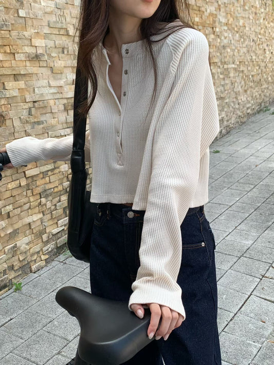 Waffle Pop Button Cropped Tee | 窩夫格格長袖Top