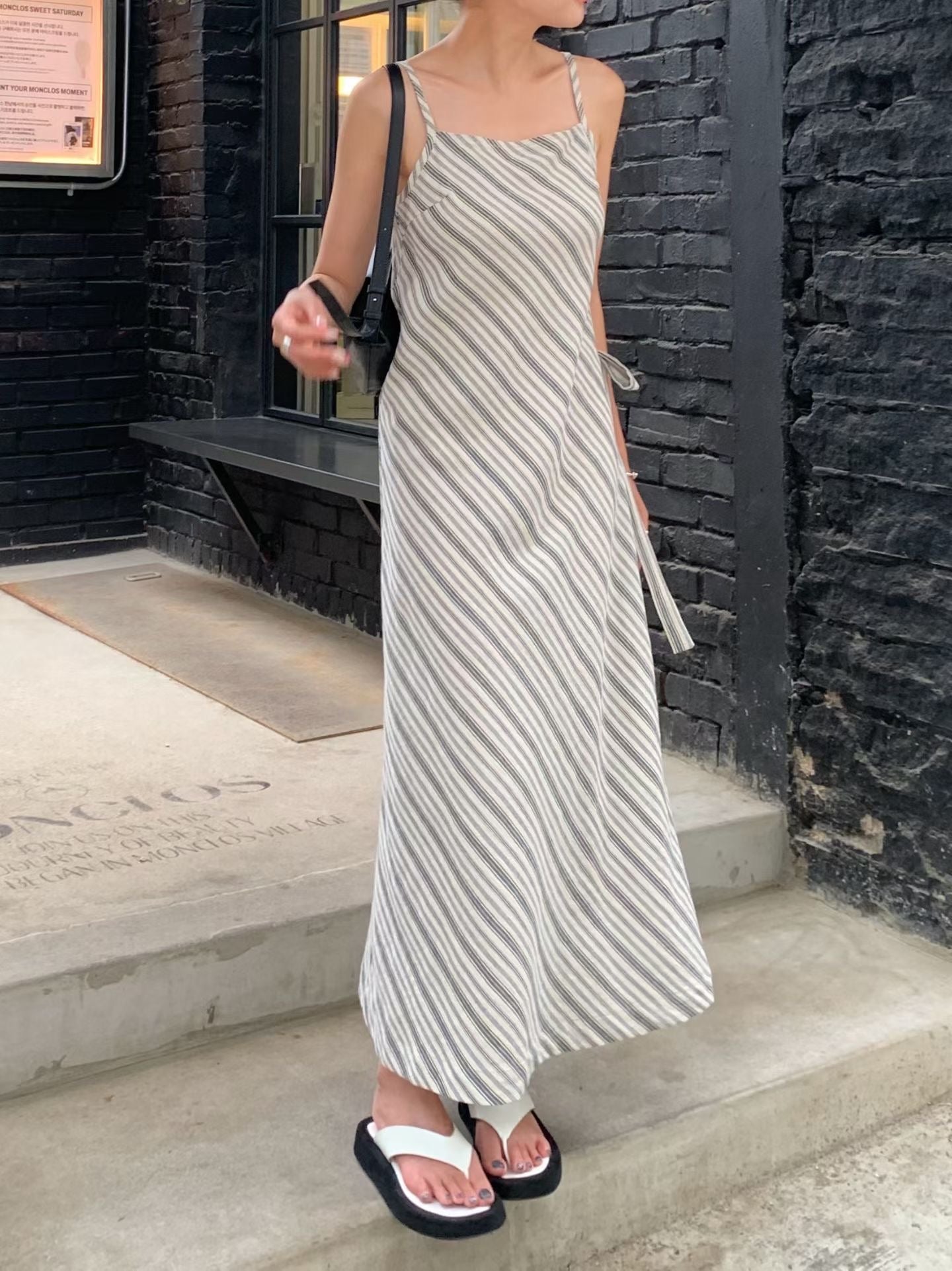 Parisian Effortless Striped Tie Bow Slip Dress | 法系斜條紋側綁結長裙