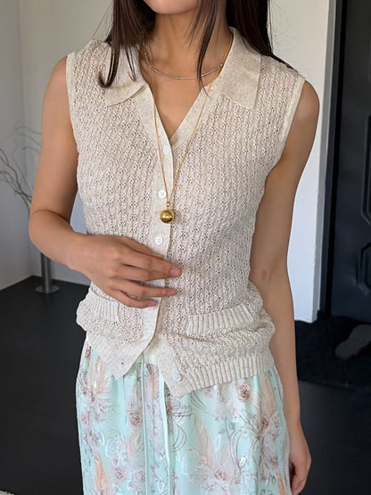 Collared Weaving Patterned Top | 翻領鈎針格紋背心上衣