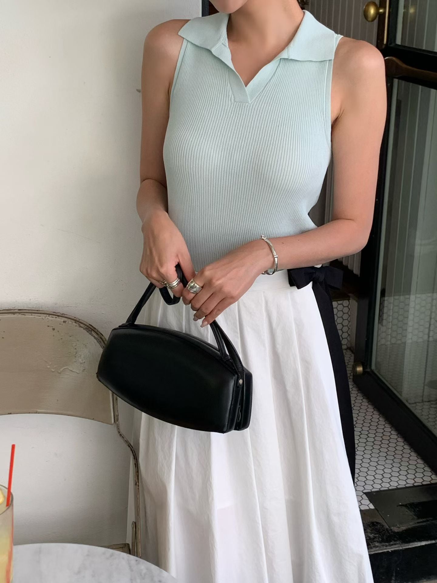 Collared Summer Linen Knit Vest | 夏日混麻質翻領針織背心
