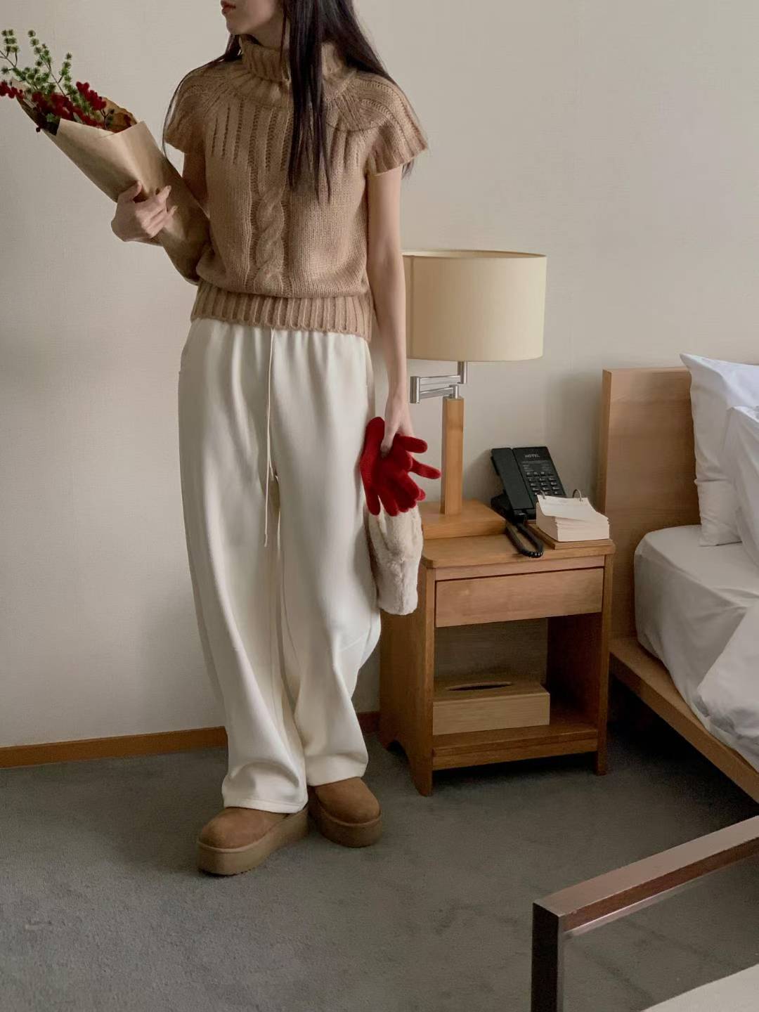 針織小通花紋理高領Top