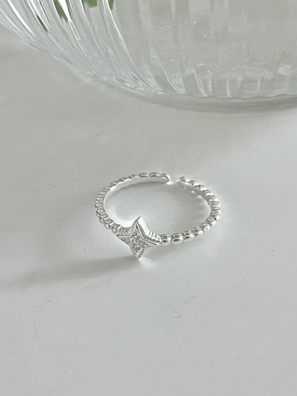 Polaris Star Ring | 小閃鑽北極星戒指￼