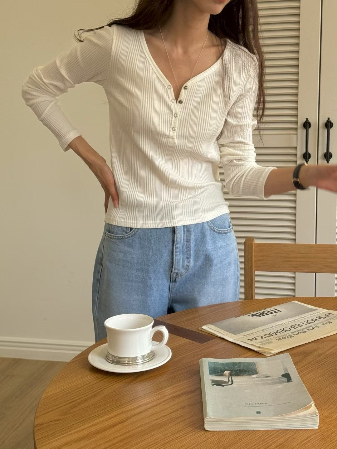 [連線壓軸加碼款] Teardrop Winter Basic Top | 水滴領口暗直紋上衣