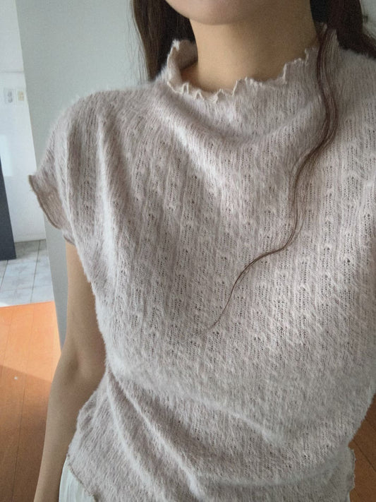Plush Capped Sleeves Top | 毛茸感半領上衣
