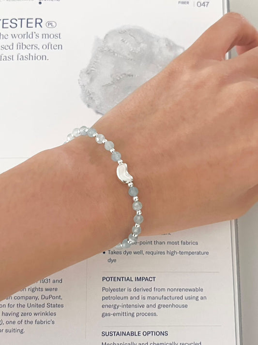 Misty Ice Blue Beaded Bracelet | 冰霧藍串珠手鏈