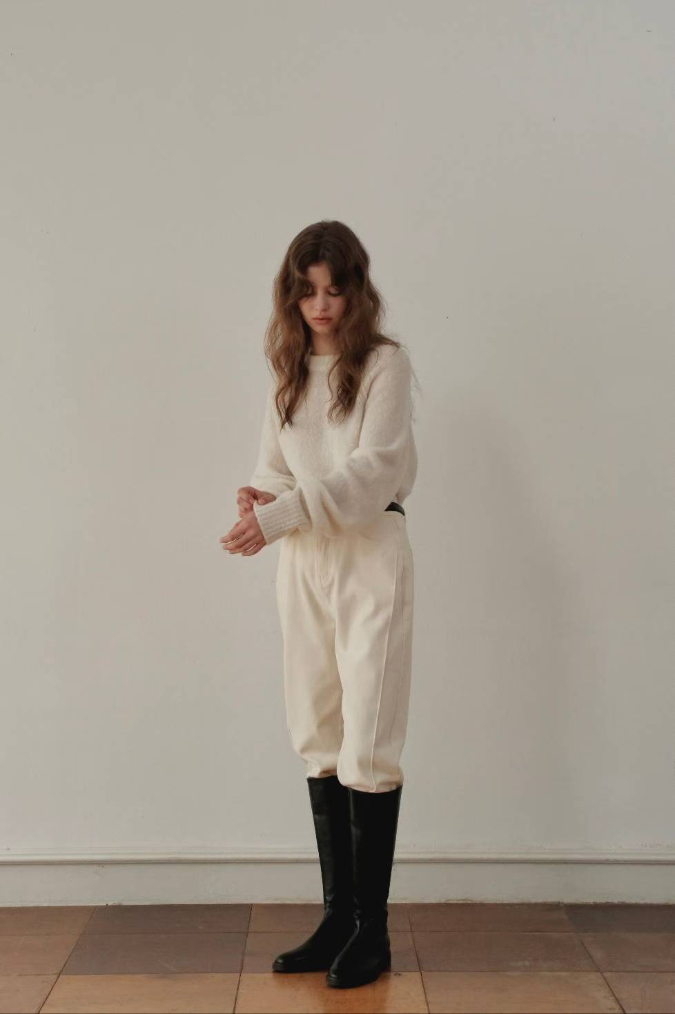 柔軟無肩線針織Top