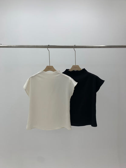 【Monotour 連線】絲滑小飛袖 Silky Capped Sleeves Blouse
