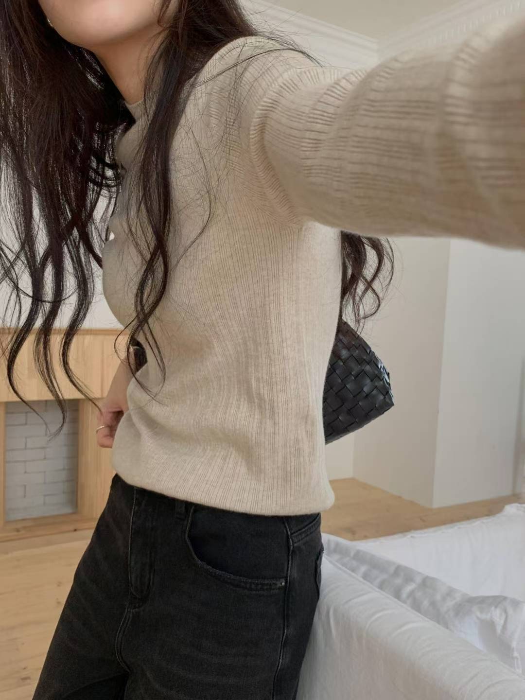 <<優美基礎Top>> Mock Neck Groovy Top | 中領暗直紋上衣
