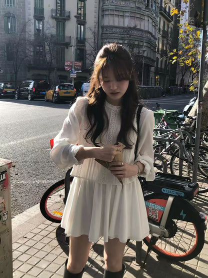 簡約復古風小圓領襯衫 | The Classique Romance Blouse