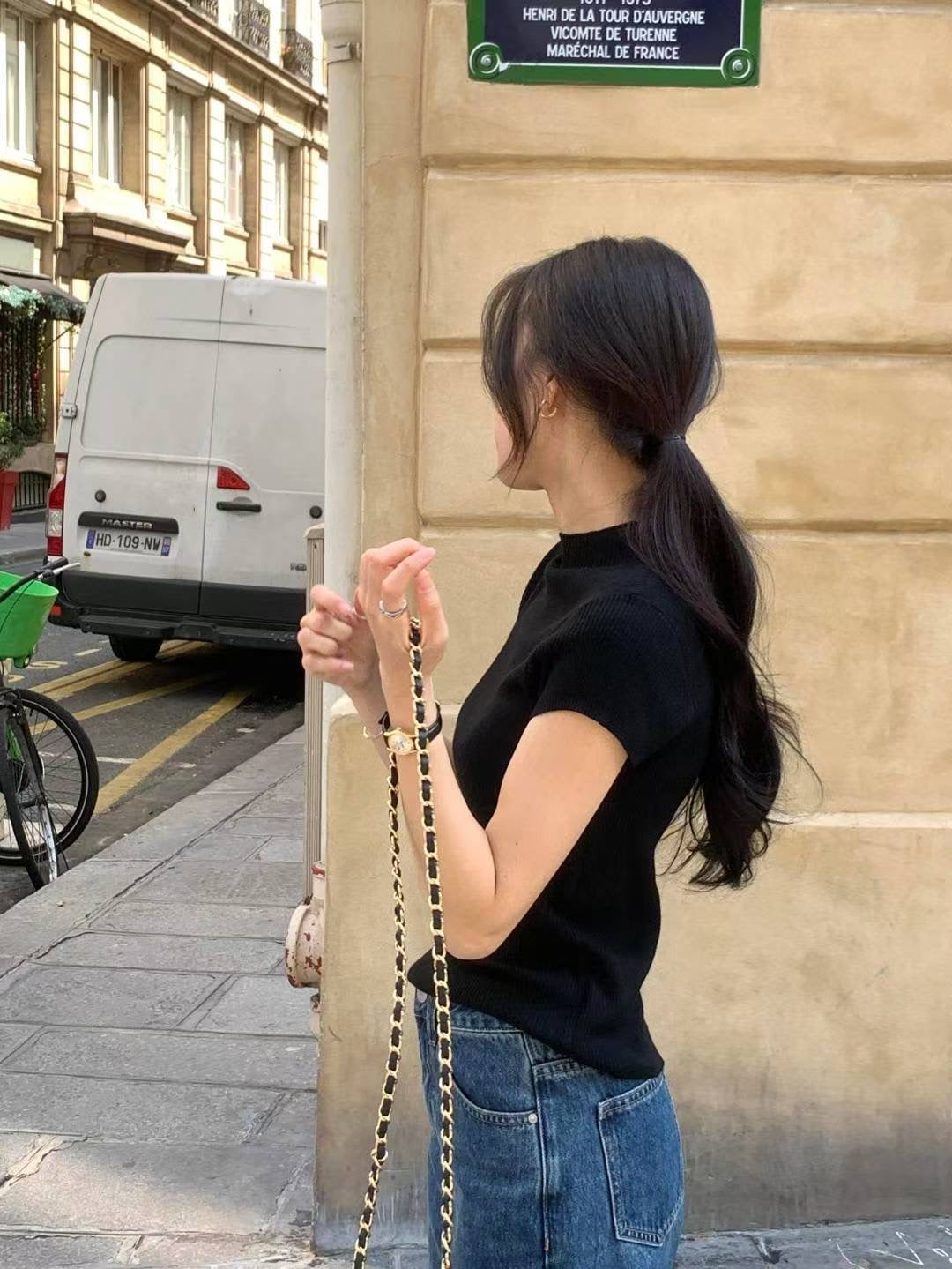 Wavy Texture Capped Sleeves Top | 暗條紋小飛袖Top