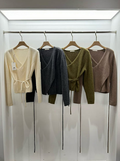 <<簡約層次>> Raccoon Wrap Top | 浣熊毛交疊上衣
