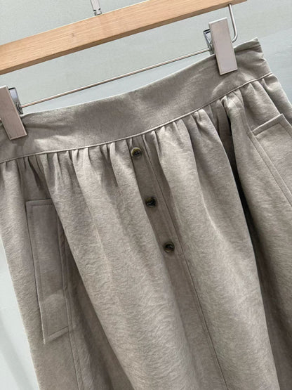 Light Velvety Wide A-Line Skirt |絨感寬A半身裙