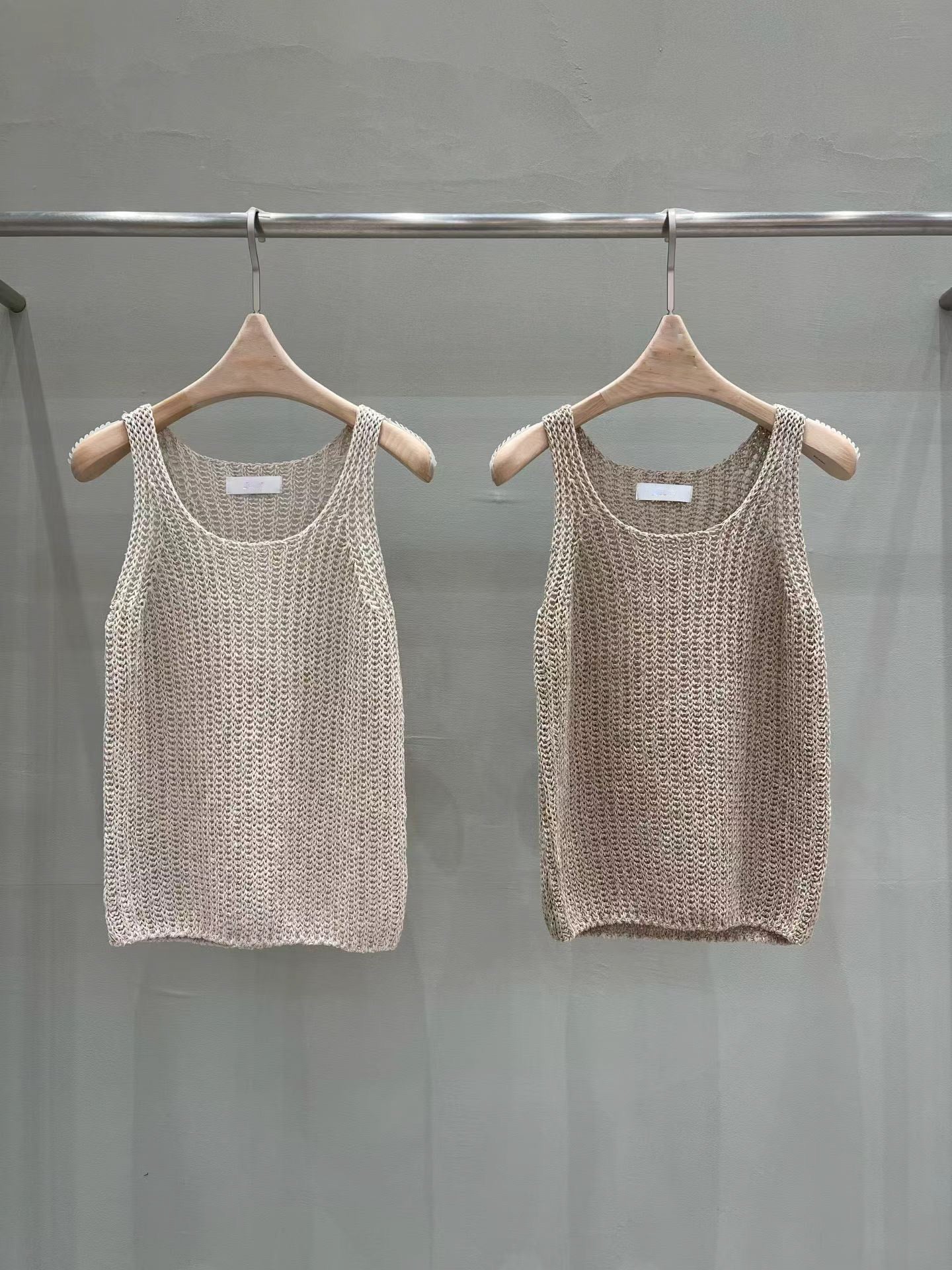 [𝑳𝒊𝒏𝒆𝒏 𝑬𝒅𝒊𝒕] Weaving Crochet U Tank |  寬肩鈎織背心